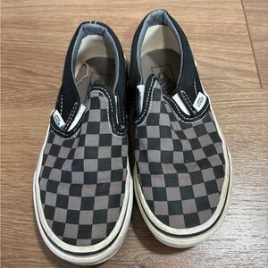 Kids Vans Checkerboard Slip-On in Black and Gray